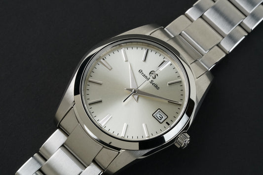 Pre-owned horloge kopen op Chrono24 vs. bij een specialist: wat zijn de risico's?