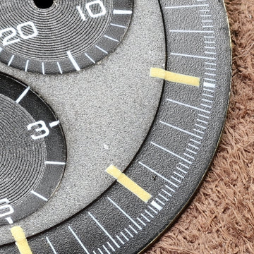 De Omega Speedmaster Step Dial: details die het verschil maken